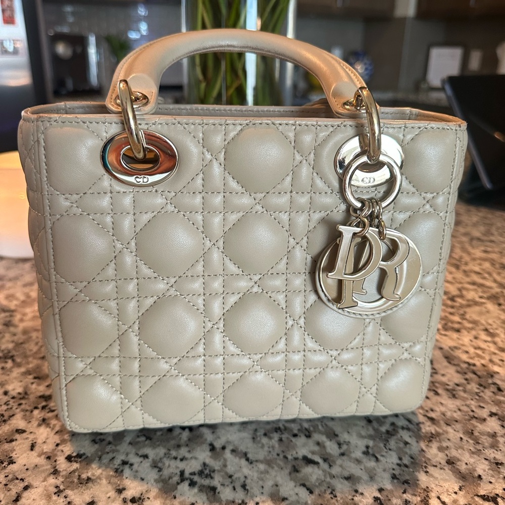 Small Lady Dior - Picture 4 of 13